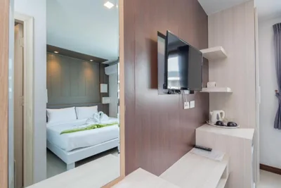 4 camere comunicanti per 8 persone — Baan Thai Beach Side Residence, Patong Beach