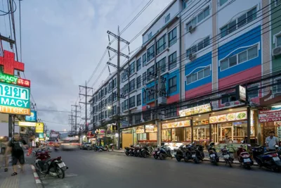 Baan Thai Beach Side Residence, Patong Beach – Foto 2